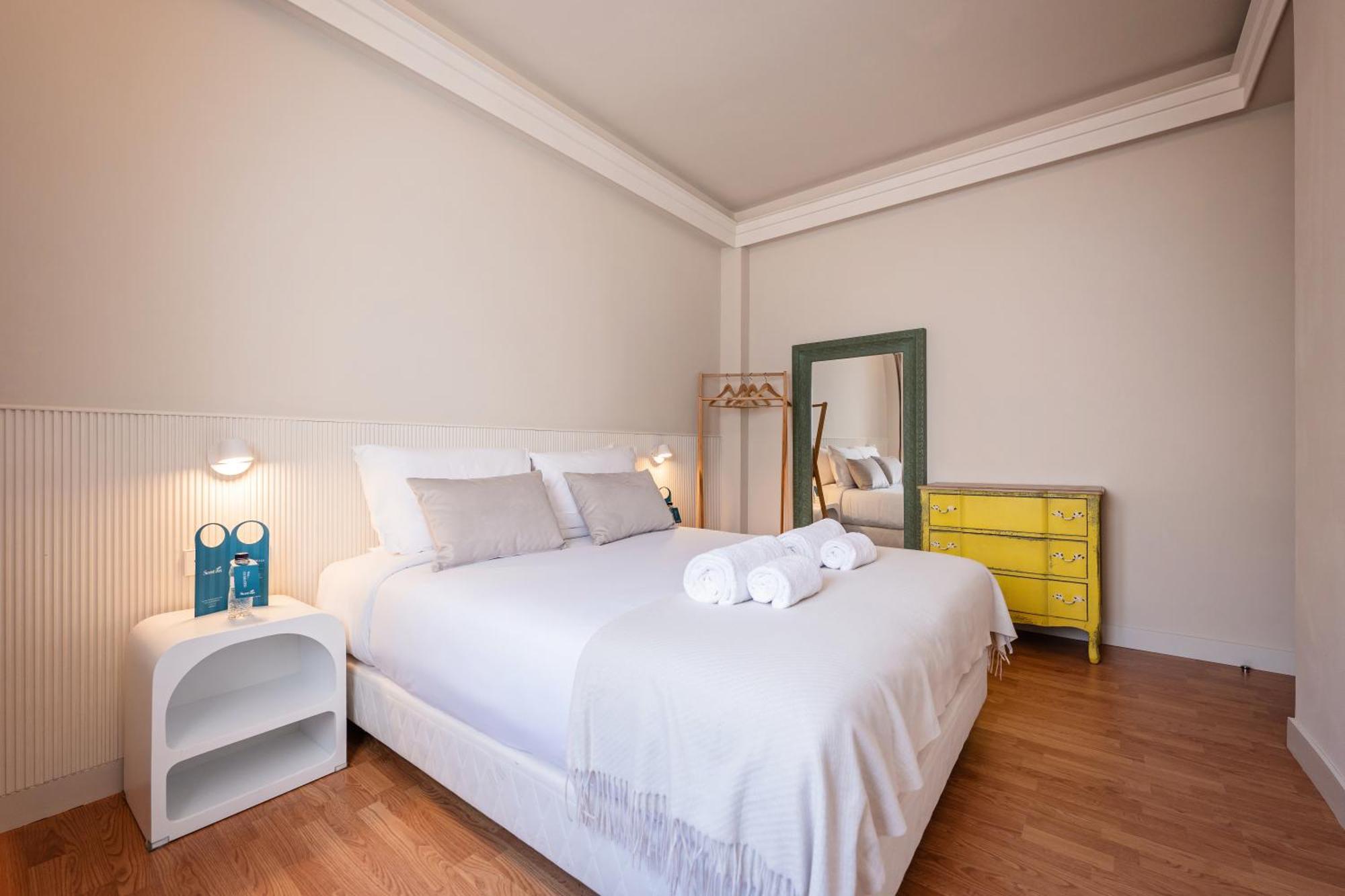Sweett - Atic Eloi Apartment Барселона Екстериор снимка